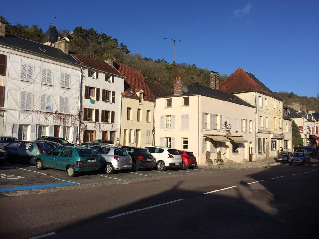 Ferienwohnung La Cachette de la Roche-Guyon Exterior foto